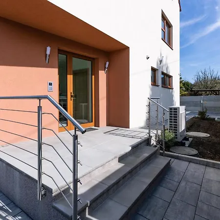 Lägenhetshotell Le Fame Prag